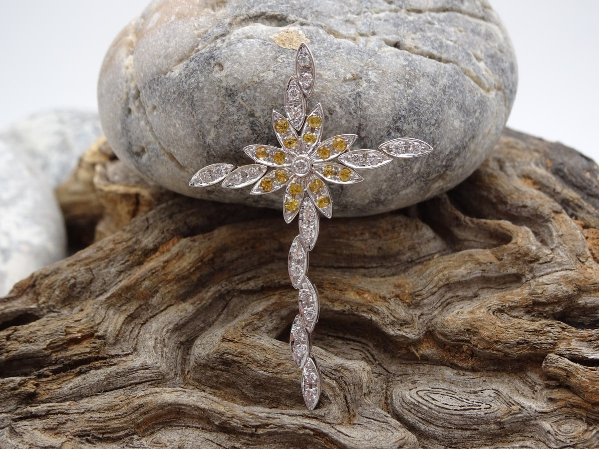 CndCroceDiamantiGialli